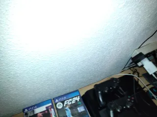 PS4 Nera + 2 Controller + FC 24, FIFA 23, FIFA 21