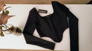 Camiseta Boohoo manga larga negra T 36