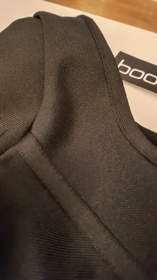 Camiseta Boohoo manga larga negra T 36