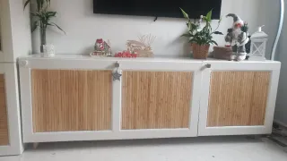 Vitrina Ikea Bambú y Cristal