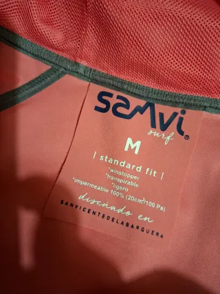 Chubasquero Sanvi rosa Talla M da talla hasta 42