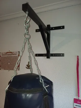 Saco de boxeo para pared, sin usar
