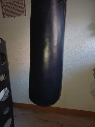 Saco de boxeo para pared, sin usar