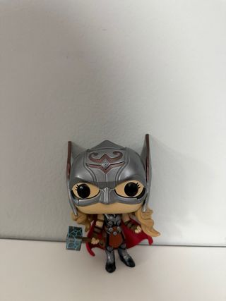 Funko Pop Marvel Thor sin caja