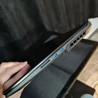 Ordenador XMG NEO 17 i7-11800H RTX 3070 2TB QHD