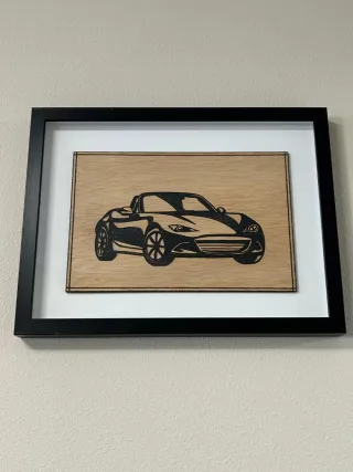 Cuadro pirograbado coche deportivo