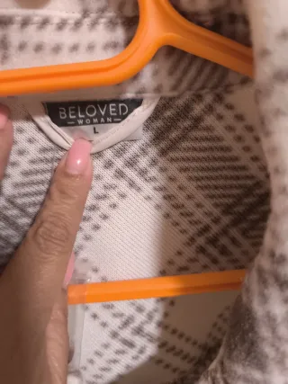 Chaqueta cuadros beige y marrón mujer.