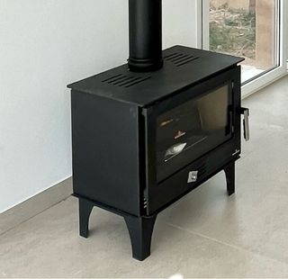 Estufa leña Bronpi Sena Plus. Sin usar.