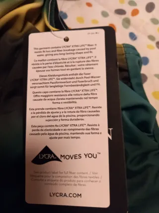 Bañador verde y amarillo