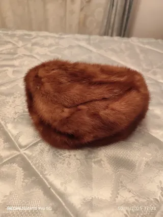 Gorro de pelo marrón