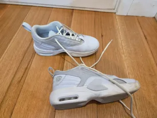 Nike Air Jordan Talla 40 Gris/Blanco