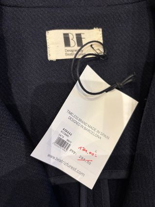 Americana lana Beatriz Furest azul