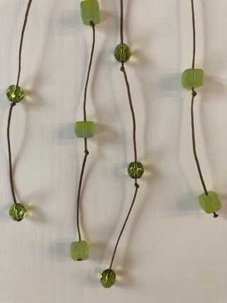 Conjunto de colgante, pendientes y anillo