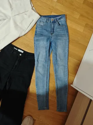 Lote de 4 pantalones