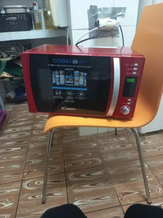 Microondas Candy Rojo