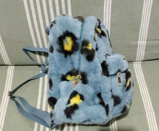 Mochila de pelo con estampado de leopardo