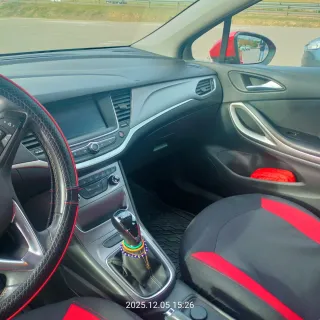 Opel Astra 2016