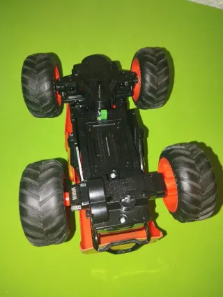 Monster Jam Toro Loco teledirigido