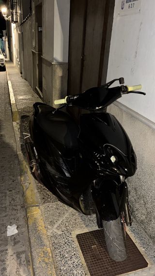 Moto Jog RR Negra