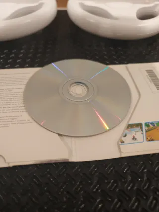 Mario Kart Wii + 2 Volantes Wii