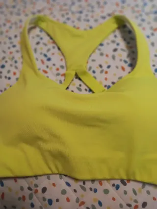 Top deportivo bañador amarillo neón