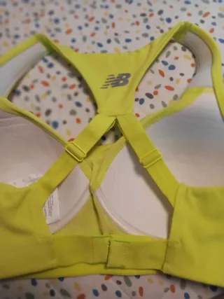 Top deportivo bañador amarillo neón