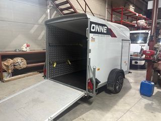 Remolque Cuni Fibra Cerrado