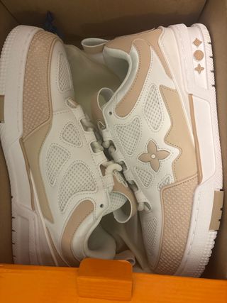 Zapatos Louis Vuitton Beige/Blanco