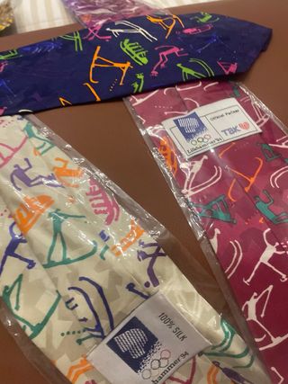 Cravatta seta italiana nuova con cartellini