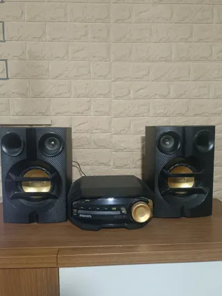Sistema audio Philips Nero/Oro