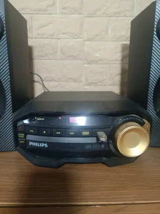Sistema audio Philips Nero/Oro