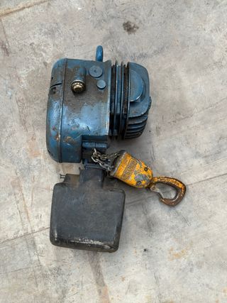 Polipasto Eléctrico DEMAG 250 kg