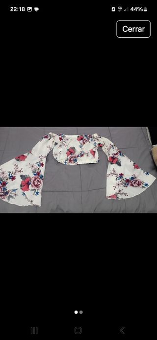 Blusa floral manga acampanada talla única