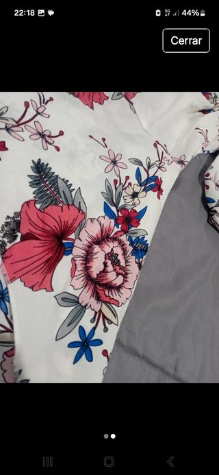 Blusa floral manga acampanada talla única