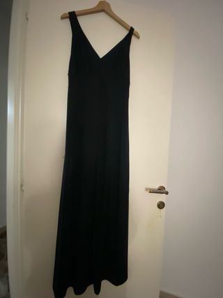 Abiti lunghi e giacca  nera eleganti da donna