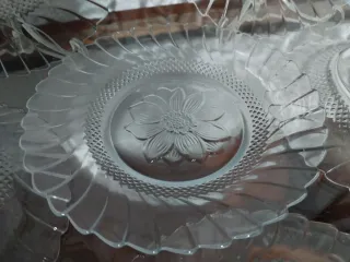 Platos de cristal vintage Kig Indonesia