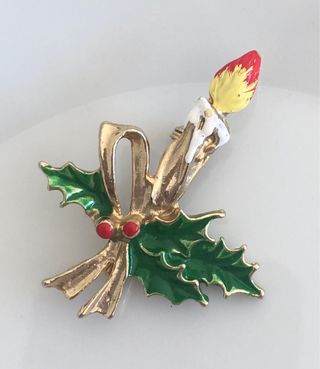 vintage Christmas brooch
