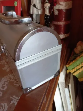 Cofre joyero o neceser de maquillaje