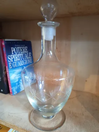 Caraffa in vetro decorata