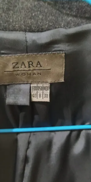 Abrigo gris/negro mujer