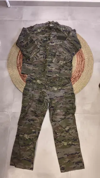 Conjunto ropa militar ejercito