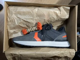 Zapatillas Munich, modelo Soon 22.