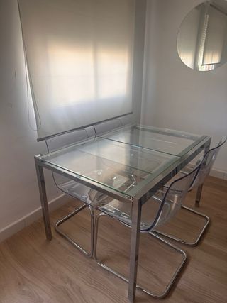 Mesa y sillas Ikea metal y cristal