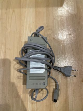 Consola Wii con accessori e 4 giochi