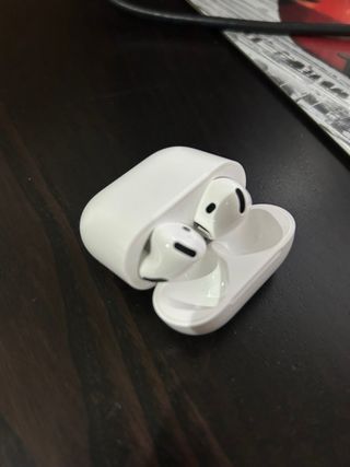 AirPods 4ª Gen Cancelación Ruido