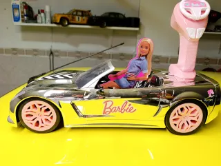 Coche RC Barbie sin estrenar