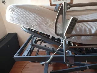 CAMA GERIATRICA ELECTRICA CON COLCHON