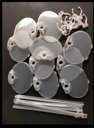 Confezione da 10 piedistalli/supporti per bambola Barbie