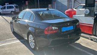 BMW Serie 3 2005 325i E90