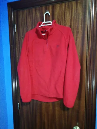 Polar rojo talla M